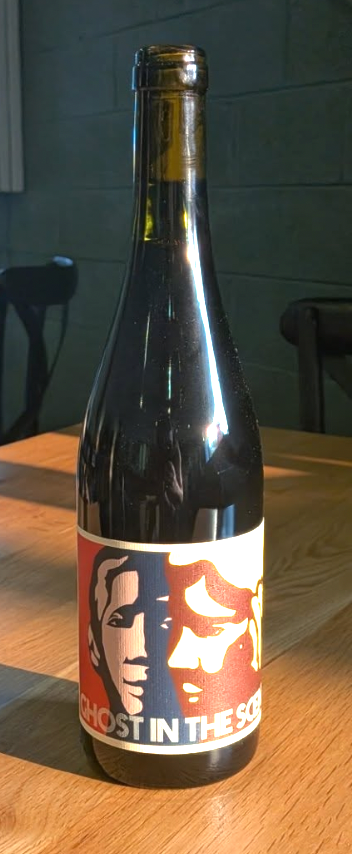 Common Wealth Crush - Ghost in the Scene - 750 mL